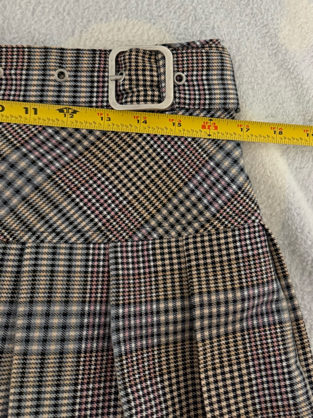 Cali1850 - Pleated Plaid Mini Skirt with Belt, M - Picture 11 of 11